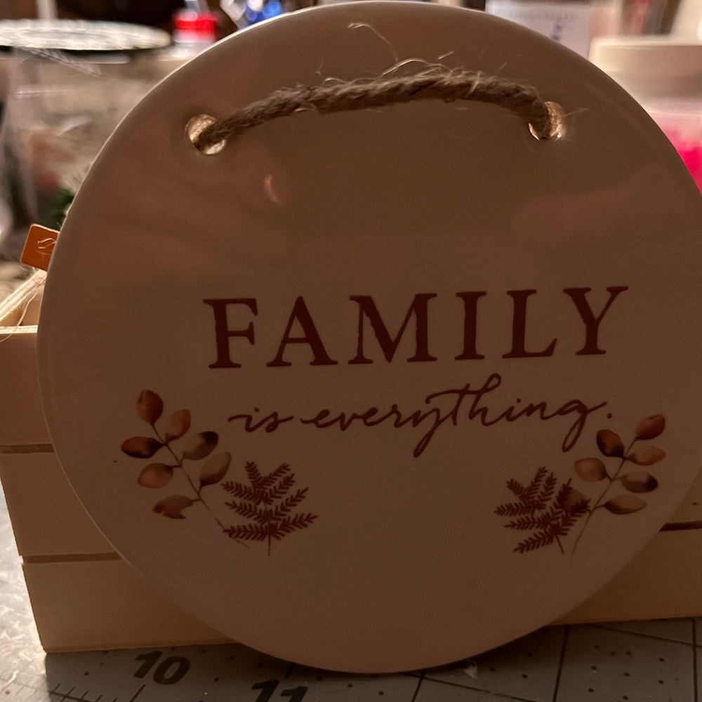 Round ceramic ornaments with different sayings